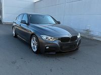 Gebraucht BMW 318 Shadowline 143 PS (105 kW) 2014 Grau Limousine
