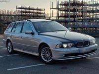 Gebraucht BMW 525 163 PS (119 kW) 2001 Grau Kombi