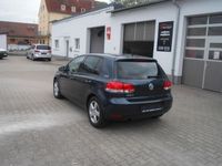 Gebraucht VW Golf VI Team 105 PS (77 kW) 2011 Blau Kleinwagen