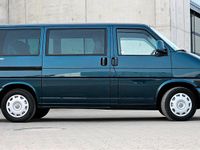 Second-hand VW Multivan 130 CP (95 kW) 2002 Verde Monovolum