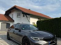 Gebraucht BMW 320 184 PS (135 kW) 2020 Grau Limousine