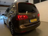 Gebraucht VW Touran 105 PS (77 kW) 2013 Braun Van / Kleinbus