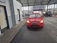 Gebraucht Opel Astra 140 PS (102 kW) 2012 Rot Limousine