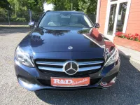 Gebraucht Mercedes C250 204 PS (150 kW) 2018 Blau Kombi