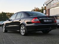 Gebraucht Mercedes E200 136 PS (100 kW) 2007 Schwarz Limousine