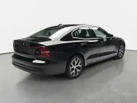 Używany Volvo S60 Core 197 KM (144 kW) 2024 Czarny Sedan/Limuzyna