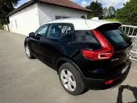 Second-hand Volvo XC40 Momentum 150 CP (110 kW) 2019 Negru SUV