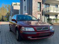 Gebraucht Volvo V40 122 PS (89 kW) 2001 Rot Kombi