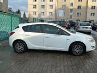 Gebraucht Opel Astra 87 PS (63 kW) 2011 Weiß Kleinwagen