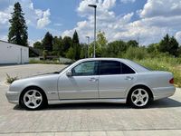 Gebraucht Mercedes E320 Avantgarde 224 PS (164 kW) 2000 Silber Limousine