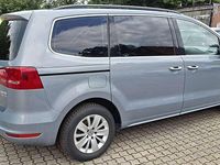 Gebraucht VW Sharan Comfortline 170 PS (125 kW) 2012 Pantheon grau Van / Kleinbus