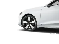 Gebraucht Audi A5 Sport 204 PS (150 kW) 2025 Gletscherweiß metallic (metallic) Kombi