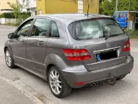 Gebraucht Mercedes B200 193 PS (141 kW) 2010 Grau Van / Kleinbus