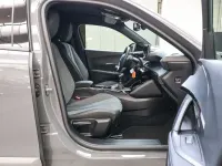 Gebraucht Peugeot 2008 Allure 101 PS (74 kW) 2024 Grau / lackierung seleniumgrau/typ aus SUV