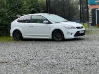 Gebraucht Ford Focus ST 226 PS (166 kW) 2008 Weiß Limousine