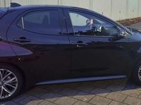 Gebraucht Toyota Yaris Hybrid Style 131 PS (96 kW) 2024 Schwarz Kleinwagen