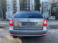 Gebraucht Skoda Octavia RS 170 PS (125 kW) 2012 Grau Kombi