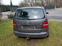 Gebraucht VW Touran 105 PS (77 kW) 2005 Grau Van / Kleinbus