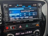 Gebraucht Mitsubishi Outlander 150 PS (110 kW) 2015 Weiß SUV