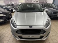 Gebraucht Ford Fiesta 80 PS (58 kW) 2015 Silber Kleinwagen