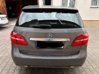 Gebraucht Mercedes B200 136 PS (100 kW) 2018 Grau Kleinwagen