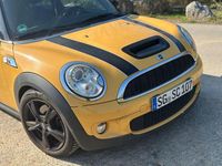 Usata Mini Cooper S 174 CV (127 kW) 2007 Giallo Utilitaria
