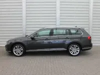 Gebraucht VW Passat Elegance 150 PS (110 kW) 2022 Grau Kombi