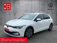 Usata VW Golf VIII Active 150 CV (110 kW) 2023 Bianco Berlina