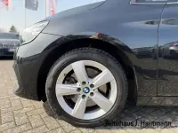 Gebraucht BMW 218 Gran Tourer Advantage 150 PS (110 kW) 2022 Schwarz Van / Kleinbus
