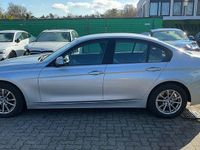 Gebraucht BMW 320 184 PS (135 kW) 2012 Silber Limousine