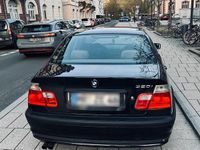 Gebraucht BMW 320 170 PS (125 kW) 2001 Schwarz Limousine