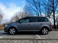Gebraucht VW Touran 105 PS (77 kW) 2008 Grau Van / Kleinbus