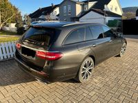 Gebraucht Mercedes E300 Night 306 PS (225 kW) 2020 Grau Kombi