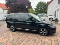 Gebraucht VW Caddy Maxi Style 122 PS (89 kW) 2022 Deep black perleffekt Van / Kleinbus
