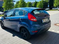 Gebraucht Ford Fiesta 101 PS (74 kW) 2009 Blau Kleinwagen