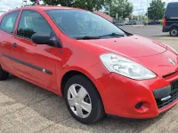 Gebraucht Renault Clio 75 PS (55 kW) 2011 Rot Kleinwagen