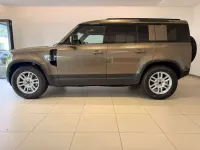 Neu Land Rover Defender Black Edition 249 PS (183 kW) 2025 Gondwana stone SUV