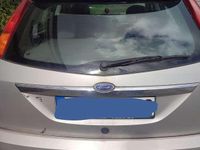 Gebraucht Ford Focus Ghia 111 PS (81 kW) 1999 Silber Kleinwagen