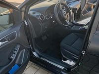 Gebraucht Mercedes B180 110 PS (80 kW) 2016 Schwarz Van / Kleinbus
