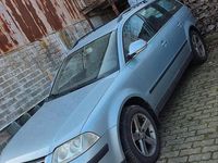 Gebraucht VW Passat 101 PS (74 kW) 2004 Blau Kombi