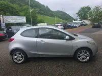 Gebraucht Mazda 2 Inclusive 86 PS (63 kW) 2008 Silber Kleinwagen