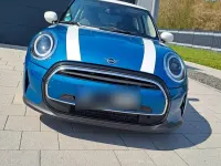 Używany Mini Cooper Classic 136 KM (100 kW) 2021 Niebieski Hatchback