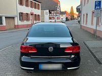 Gebraucht VW Passat Comfortline 140 PS (102 kW) 2013 Schwarz Limousine