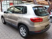Gebraucht VW Tiguan Trendline 125 PS (91 kW) 2015 Beige SUV