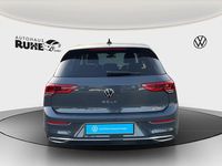Gebraucht VW Golf VIII Move 110 PS (80 kW) 2024 Grau Limousine