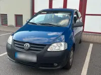 Gebraucht VW Fox 54 PS (39 kW) 2006 Blau Kleinwagen