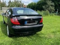 Gebraucht Mercedes C180 129 PS (94 kW) 2001 Schwarz Coupé