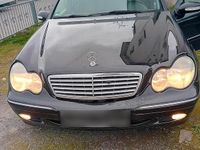 Gebraucht Mercedes C220 143 PS (105 kW) 2003 Schwarz Kombi