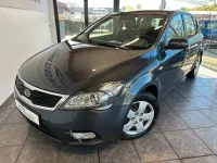 Usata Kia Ceed 90 CV (66 kW) 2010 Grigio Utilitaria