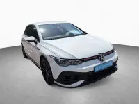 Second-hand VW Golf VIII GTI 300 CP (220 kW) 2023 Alb Berlinǎ